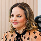 Adriana Albuquerque Nicolau 